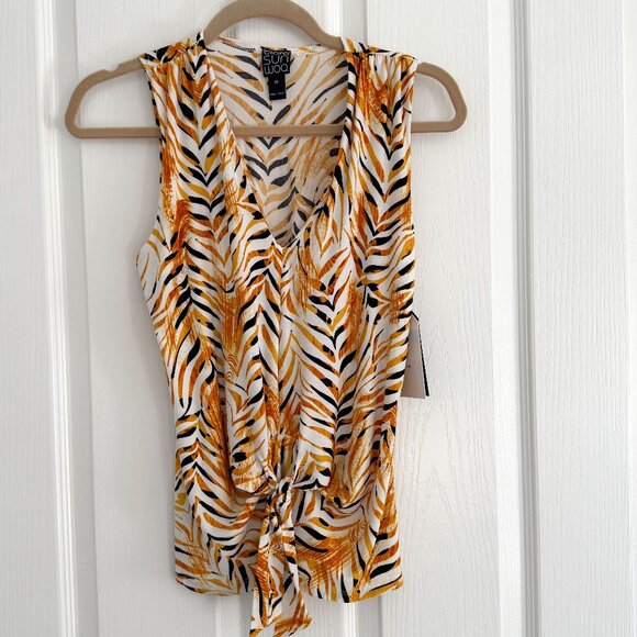 Clara Sunwoo Tops - Sleeveless V-Neck Center Front Printed Tie Top NWT